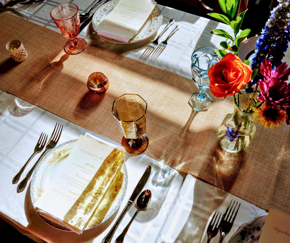 A table set elegantly for tonights event dinner